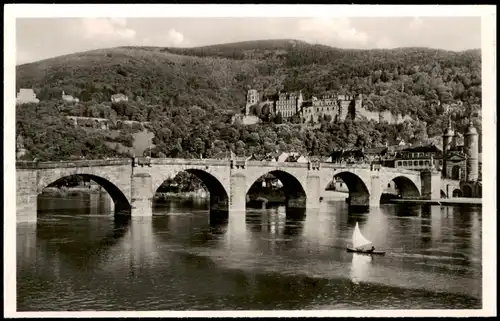 Ansichtskarte Heidelberg Neckar Partie Alte Neckarbrücke u. Schloß 1950