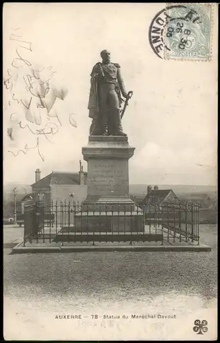 CPA Auxerre Denkmal Statue du Maréchal Dayout 1905