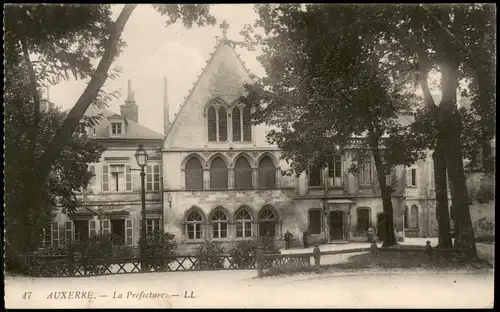 CPA Auxerre La Préfecture 1919