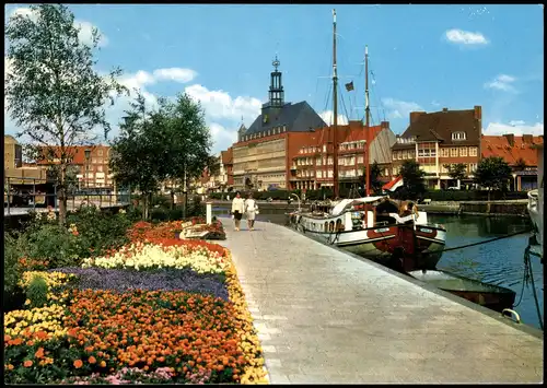 Ansichtskarte Emden Hafen, Schiff 2002