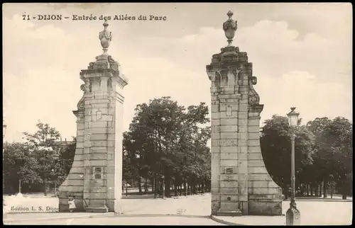 CPA Dijon (Dision) Dijon Entrée des Allées du Parc 1910