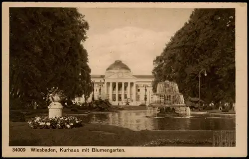 Ansichtskarte Wiesbaden Kurhaus mit Blumengarten. 1928