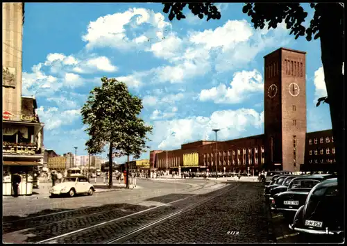 Ansichtskarte Düsseldorf Hauptbahnhof, Vorplatz mit Autos 1960