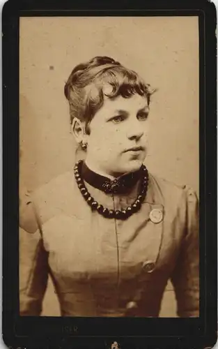 Frauen Portät Fotokunst Atelier-Photo/Foto Neuhäuser FRIEDLAND Böhmen 1900  CdV