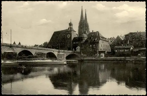 Ansichtskarte Regensburg Dom und Donau Brücke 1957