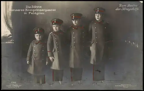 Ansichtskarte  Kinder des Kronprinzenpaares in Feldgrau - Uniform 1917