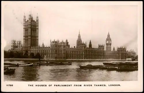 Postcard London THE HOUSES OF PARLIAMENT FROM RIVER THAMES 1914
