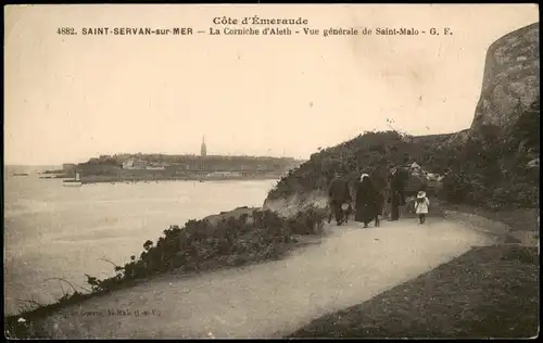 Saint-Servan-sur-Mer La Corniche d'Aleth Vue générale de Saint-Malo 1921