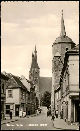 Ansichtskarte Köthen Hallesche Straße belebt, zur DDR-Zeit 1960