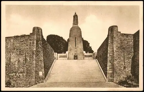 CPA Verdun Rue Mazel 1920