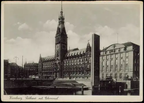 Ansichtskarte Hamburg Rathaus mit Ehrenmal 1937