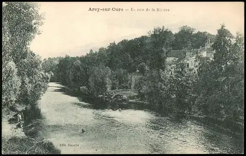 CPA Arcy-sur-Cure Un coin de la Rivière 1910