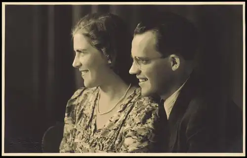 Ansichtskarte  Menschen/Soziales Leben - Liebespaare Atelierfoto: Triberg 1934