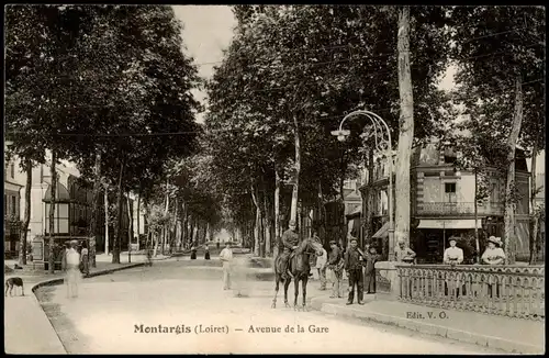 CPA Montargis Avenue de la Gare 1909