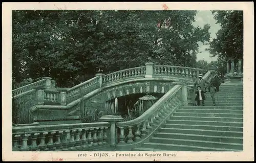 CPA Dijon (Dision) Dijon Fontaine du Square Darcy 1931