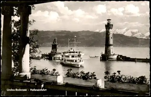 Lindau (Bodensee) Hafen Einfahrt Bodensee Schiffe Leuchtturm 1956