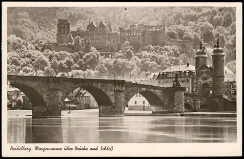 Ansichtskarte Heidelberg Partie am Neckar, Brücke, Blick zum Schloss 1950