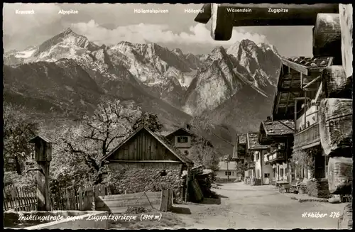 Garmisch-Partenkirchen Frühlingstrasse mit Zugspitzgruppe Alpen Panorama 1955