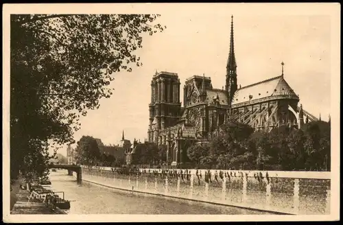 CPA Paris Notre-Dame et le Square de l' Archevêché 1930