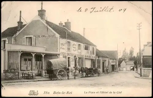 CPA Bois-le-Roi (Seine-et-Marne) La Place Hotel de la Cite 1908