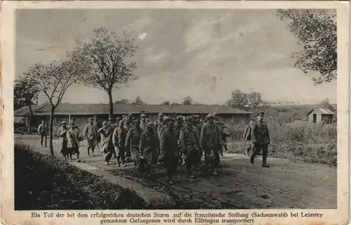 Avricourt (Moselle) Elfringen Dorf, Gefangene laufen durch Elfringen 1914