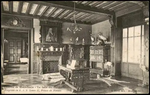 CPA Marchais Chateau - La salle des Gardes 1922