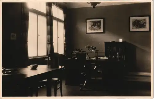 Wohnungen, Zimmer Innenansichten Büro Konferenztisch 1956 Privatfoto