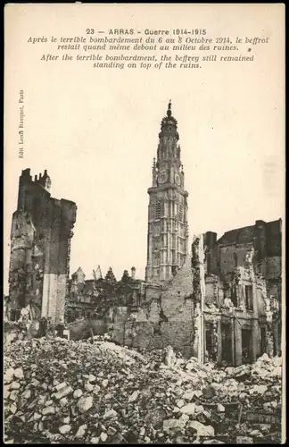 CPA Arras Atrecht Après bombardement 1914, le beffroi 1915