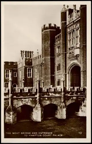 Richmond upon Thames TO HAMPTON COURT PALACE THE MOAT BRIDGE 1931