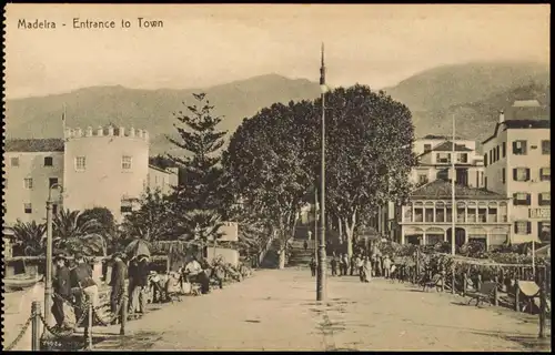 Postcard Funchal Entrance to Town 1922