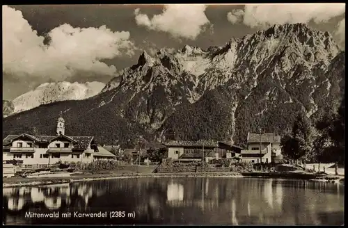 Ansichtskarte Mittenwald Ortspanorama mit Karwendel (2385 m) 1960