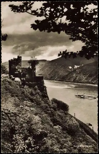 Bingen am Rhein Rhein Schiff passiert Burg Schloss Rheinstein 1960