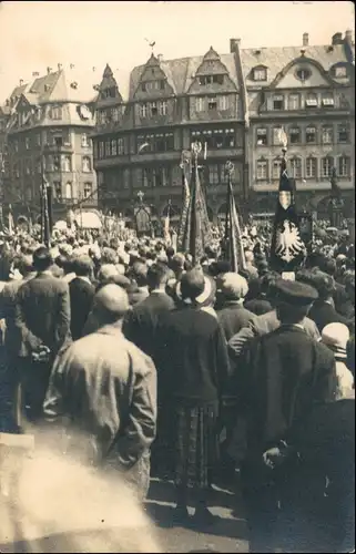 Frankfurt Main Versammlung Feier Bannerträger am Römerberg Privatfoto 1928