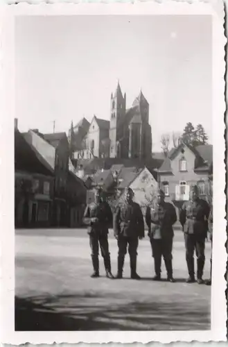 Militär Propaganda & Soldatenleben; Gruppenfoto  Soldaten 1945 Privatfoto Foto