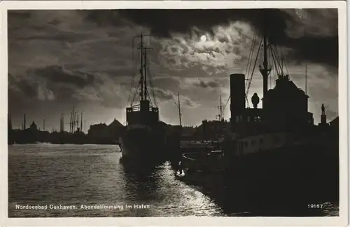 Ansichtskarte Cuxhaven Abendstimmung im Hafen 1931