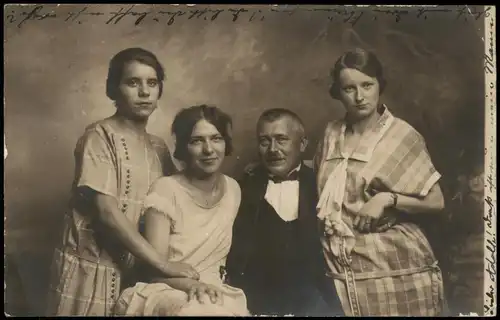 Menschen Soziales Leben Gruppenfoto 1925 Privatfoto    Stempel WAIDMANNSLUST