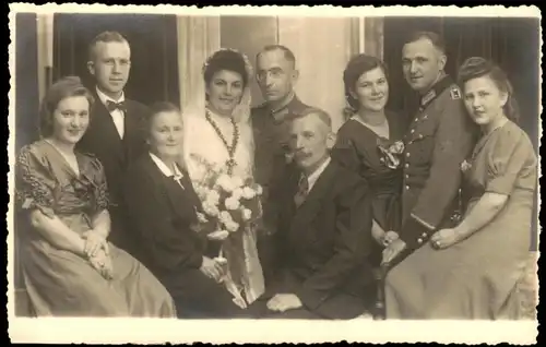 Foto  Hochzeit Gruppenfoto Wedding Group-Photo 1940 Privatfoto
