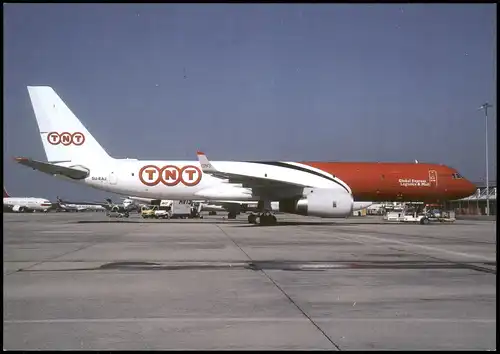 Ansichtskarte Genf Genève Flugzeug TUPOLEV 204-120C SU EAJ TNT 2002
