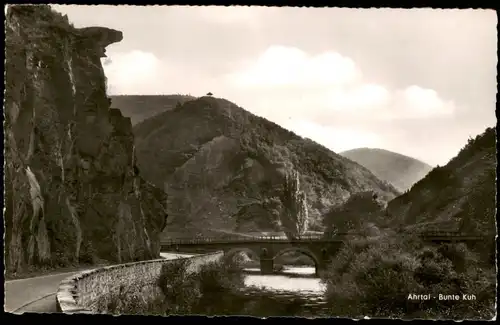 Ahrweiler-Bad Neuenahr-Ahrweiler Bunte Kuh (Felsnase), Partie am Fluss AHR 1957