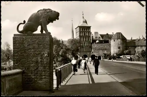 Ansichtskarte Lübeck Straßen Partie am Burgtor 1960