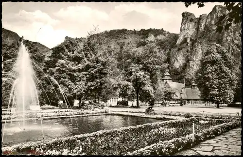 Bad Münster am Stein-Ebernburg Rheingrafenstein und Wasserspiele im Kurpark 1960