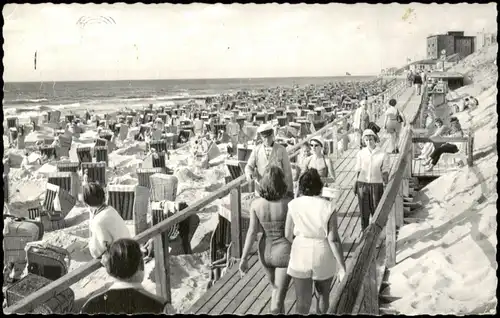 Ansichtskarte Westerland-Sylt Strand belebt, Strandleben 1960
