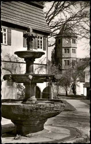 Hirsau-Calw Schwarzwald Klosterhof Dreischalenbrunnen mit Glockenturm 1958