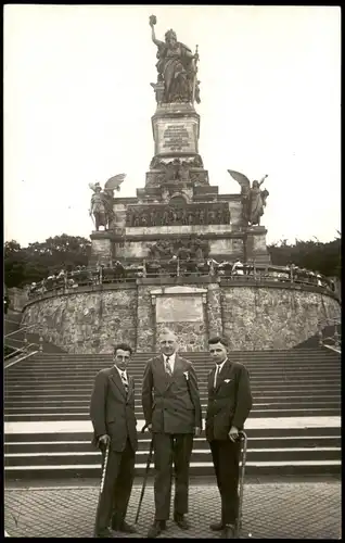 Rüdesheim (Rhein) National-Denkmal / Niederwalddenkmal Männer 1914 Privatfoto