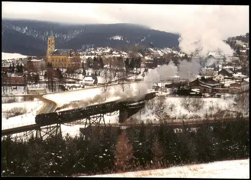 Schmalspurdampflokomotive  Reisezug Hüttenbachtalviadukt Oberwiesenthal 1994