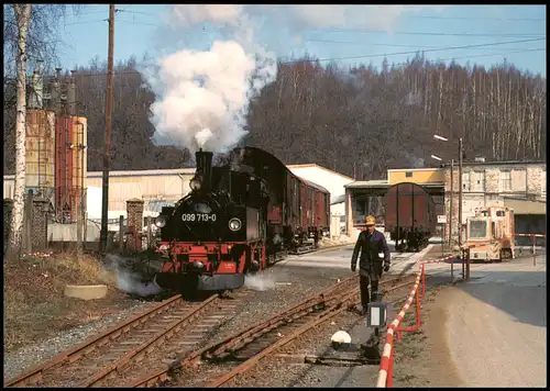 Schmalspurdampflokomotive rangiert  Rollfahrzeugen  Kemmlitzer Kaolinwerk 1993