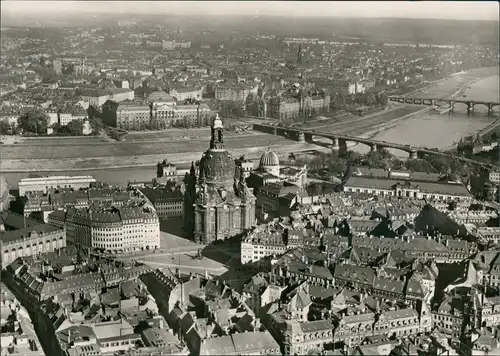 Dresden Blick über Neumarkt und Frauenkirche nach Neustadt 1945/1972