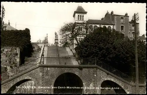 CPA Nantes Escalier des Cent-Marches et Statue de Sainte-Anne 1930