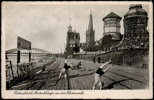 Ansichtskarte Düsseldorf Rheinwerft, Radschläger Jungen 1940