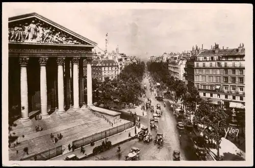 CPA Paris La Madeleine et les Grands Boulevards 1930